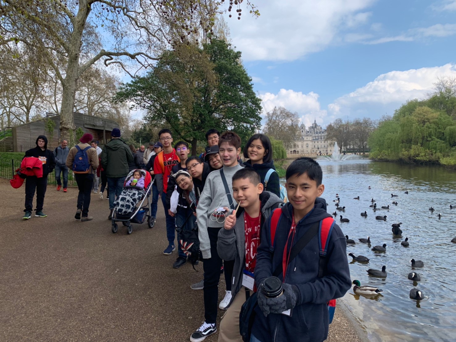London_190427_0055